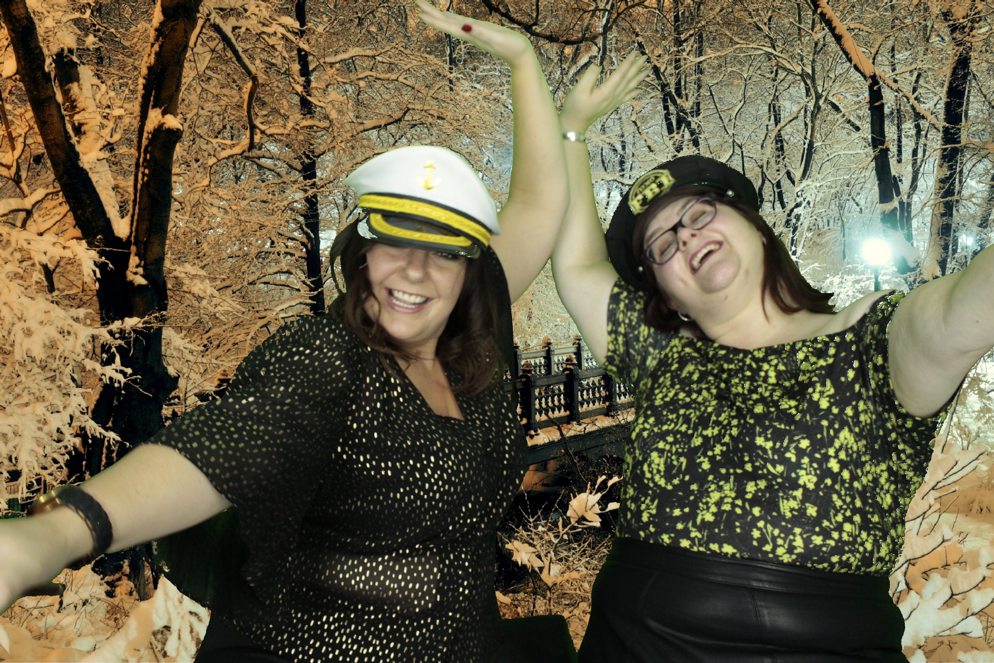 Ocean Network Express Christmas Party 2019 | View more photos from the event at gallery.myphotoboothexperience.co.uk/u/MyPhotoBoothExperienceLtd/Ocean-Network-Express-Christmas-Party-2019